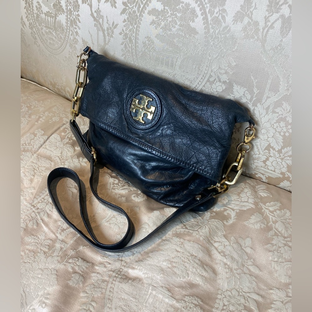 Tory Burch Black Leather Fold-Over Crossbody Bag with Gold Logo & Accents - Picture 2 of 14